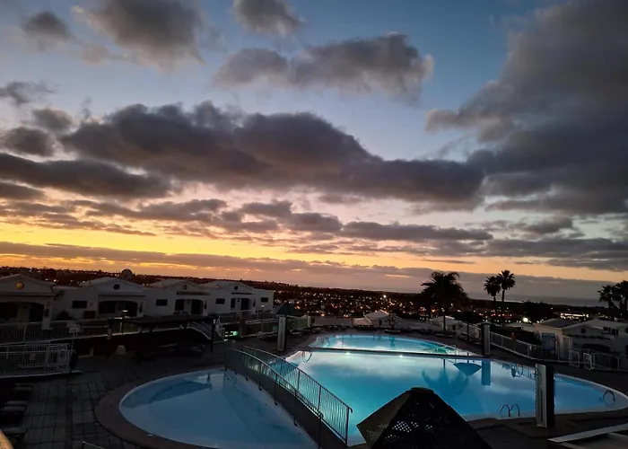 Enjoy Days Of Dreams In Paradise, 2 Bedroom With Pool