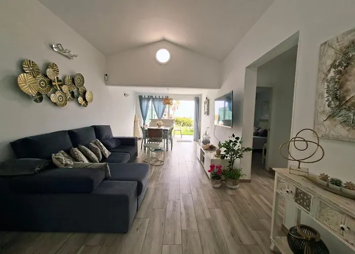 Enjoy Days Of Dreams In Paradise, 2 Bedroom With Pool